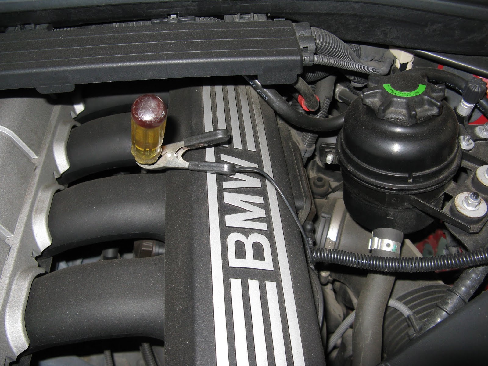 車に詳しい人が見たらどうって事の無い感じのブログ Bmw130i セルモーター交換