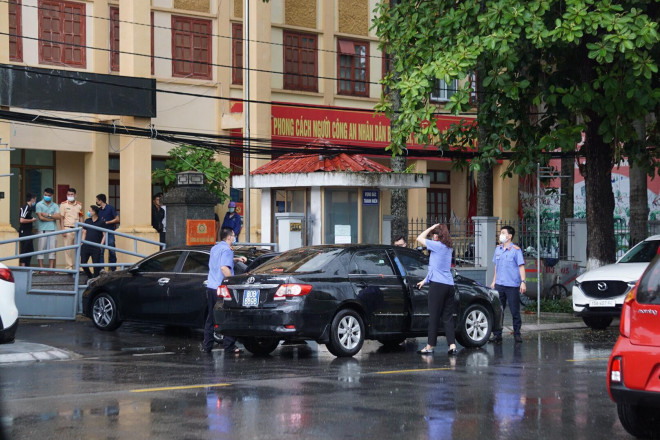Các Nghi Phạm Ma Túy Đã Bỏ Ra Bao Nhiêu Tiền Cho Nhóm Nguyên Công An Đồ Sơn Để Được Bỏ Qua