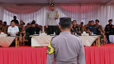 Polres Tanggamus Gelar Simulasi Sispamkota Dan Tanda tangan Komitmen Moral Pemilu 2024 