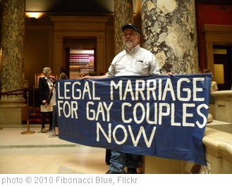'Gay marriage protester outside the Minnesota Senate chamber' photo (c) 2010, Fibonacci Blue - license: http://creativecommons.org/licenses/by/2.0/