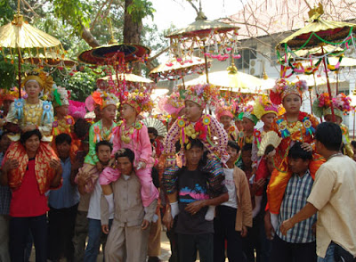  ประเพณีไทย ประเพณีปอยส่างลอง