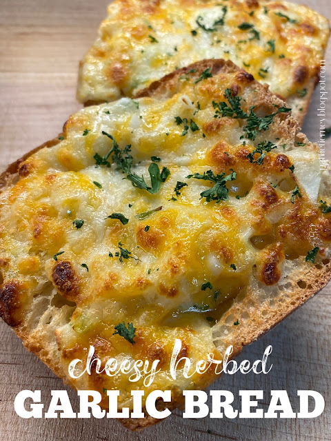 Cheesy%20Herbed%20Garlic%20Bread.PNG