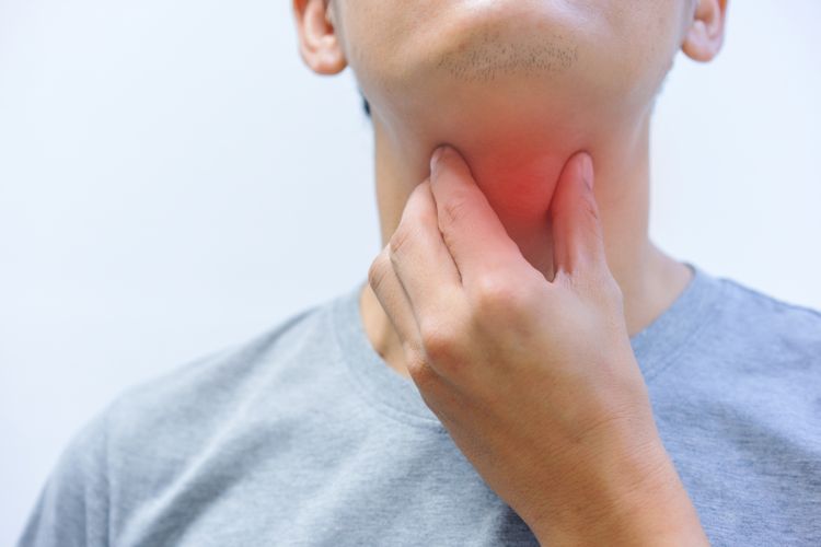Cara Menghilangkan Sakit Tenggorokan dan Pilek