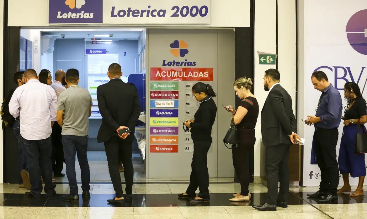 QUINA DE SÃO JOÃO SORTEIA NESTE SÁBADO PRÊMIO DE R$ 220 MILHÕES