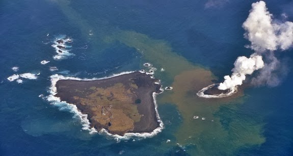 Explosão vulcânica cria nova ilha no Japão (com video)