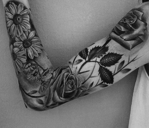 este_fenomenal_luva_cheia_de_tatuagem_3