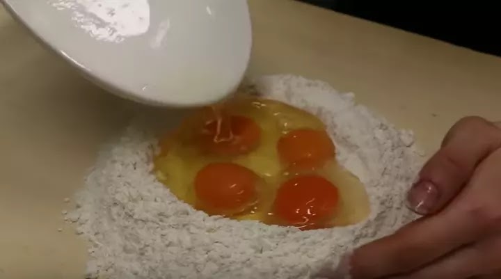 Egg Yolk Ravioli Pasta