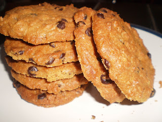 Diah Didi's Kitchen: Resep Chocochips Cookies