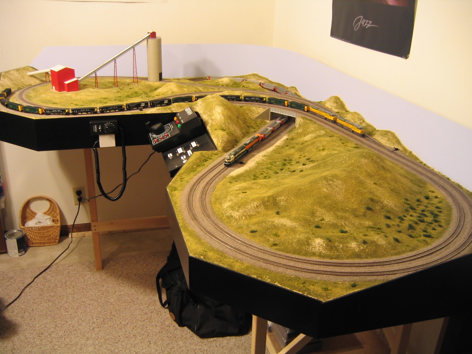 Scale Addiction: More Photos of my First N Scale Model Railroad