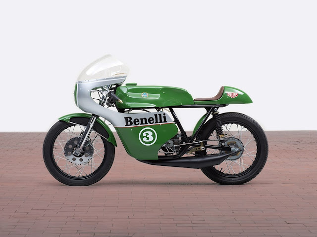 1968 Benelli 250 Replica