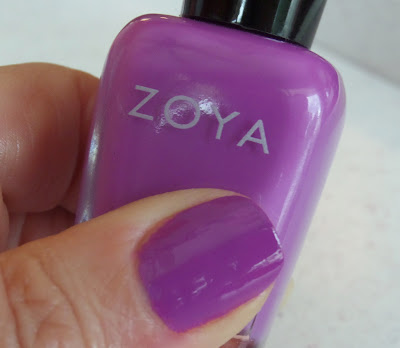 zoya lois