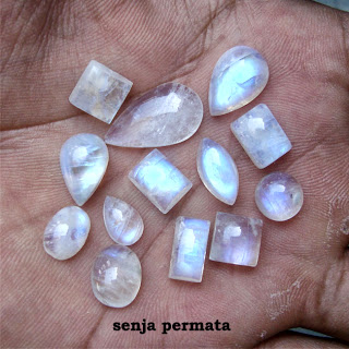 Batu Permata, biduri bulan biduri laut, moonstone, batu mulia, harga batu permata, macam batu permata