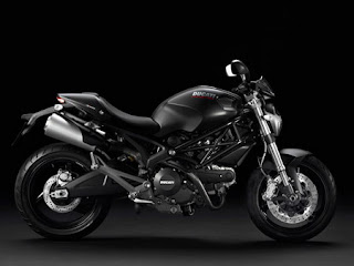 2011 Ducati Monster 696