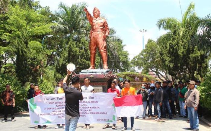 Hoaks Jokowi Kader PKI Sudah Basi