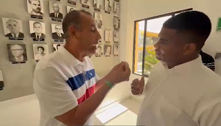 Denuncian trato indigno a dirigente comunitario en la Gobernación Provincial de Espaillat