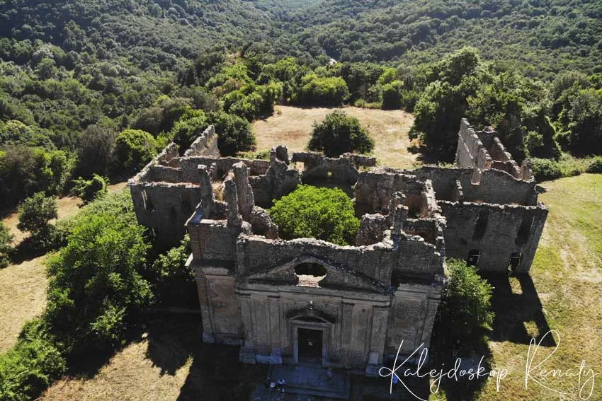 Monterano Antica — miasto duchów