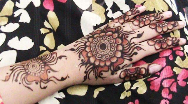 Beautiful and Unique Hands Mehandi Design Wallpapers Free Download