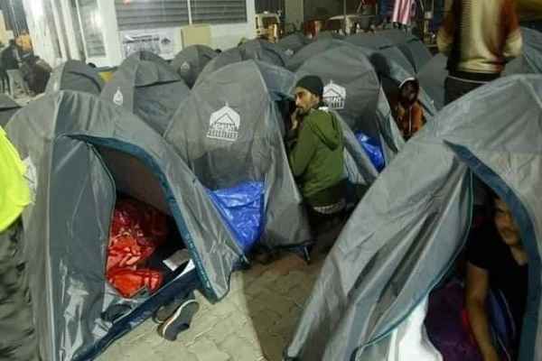 protester-get-picnic-tent-in-delhi-border-in-kisan-andolan