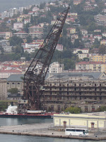 Italia; Italy; Italie; Regione Friuli Venezia Giulia; Trieste; Triest; Trst; grúa de estiba Ursus