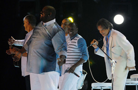 Copacabana show Especial Roberto Carlos e Exaltasamba