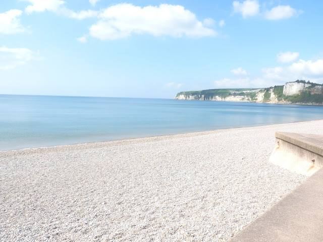 Beach , sea and cliffs