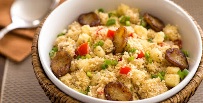 Farofa de Banana com "Queijo" e Pimentão (vegana)