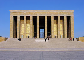 EtnaGrafi - Muzium tempat persemadian Mustafa Kamal Atatürk