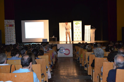 El público siguió con gran atención a Pablo Simón durante las más de dos horas de lección