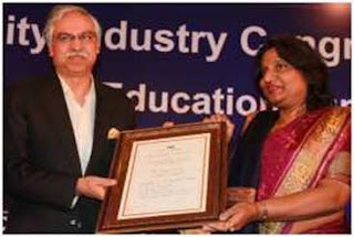 CII felicitates Apeejay Stya & Svrán Group President Sushma Berlia for outstanding contribution to academia and industry