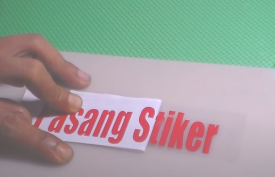 cara pasang cutting stiker sendiri