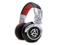 Click here for more details on Numark Red Wave Professional Over-Ear