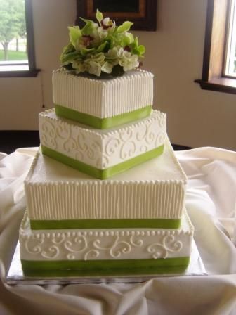 Your Green Wedding Cakes Your Wedding Favors