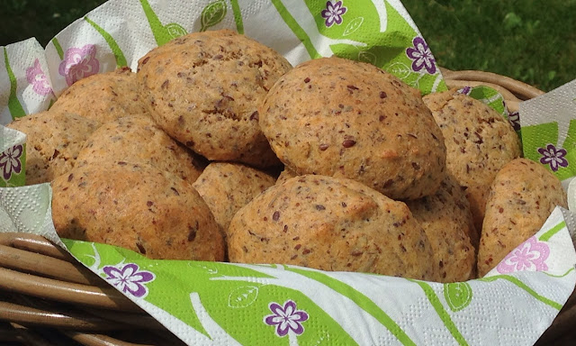 Lowcarb hasselnøddeboller med hytteost