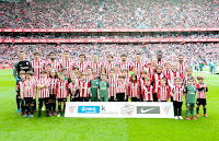 ATHLETIC CLUB - Bilbao, Vizcaya, España - Temporada 2016-17 - Kepa, Iturraspe, Raúl García, Laporte, Lekue, De Marcos, Beñat, Yeray, Aduriz, Iñaki Williams y Balenziaga - ATHLETIC CLUB DE BILBAO 1 (Aduriz) REAL MADRID C. F. 2 (Benzema, Casemiro) - 18/03/2017 - Liga de 1ª División, jornada 28 - Bilbao, Vizcaya, estadio de San Mamés - El Athletic peleó mucho y bien y consiguió igualar el gol de Benzema, pero pocos minutos después, a la salida de un corner, Casemiro le dio la victoria al Real Madrid