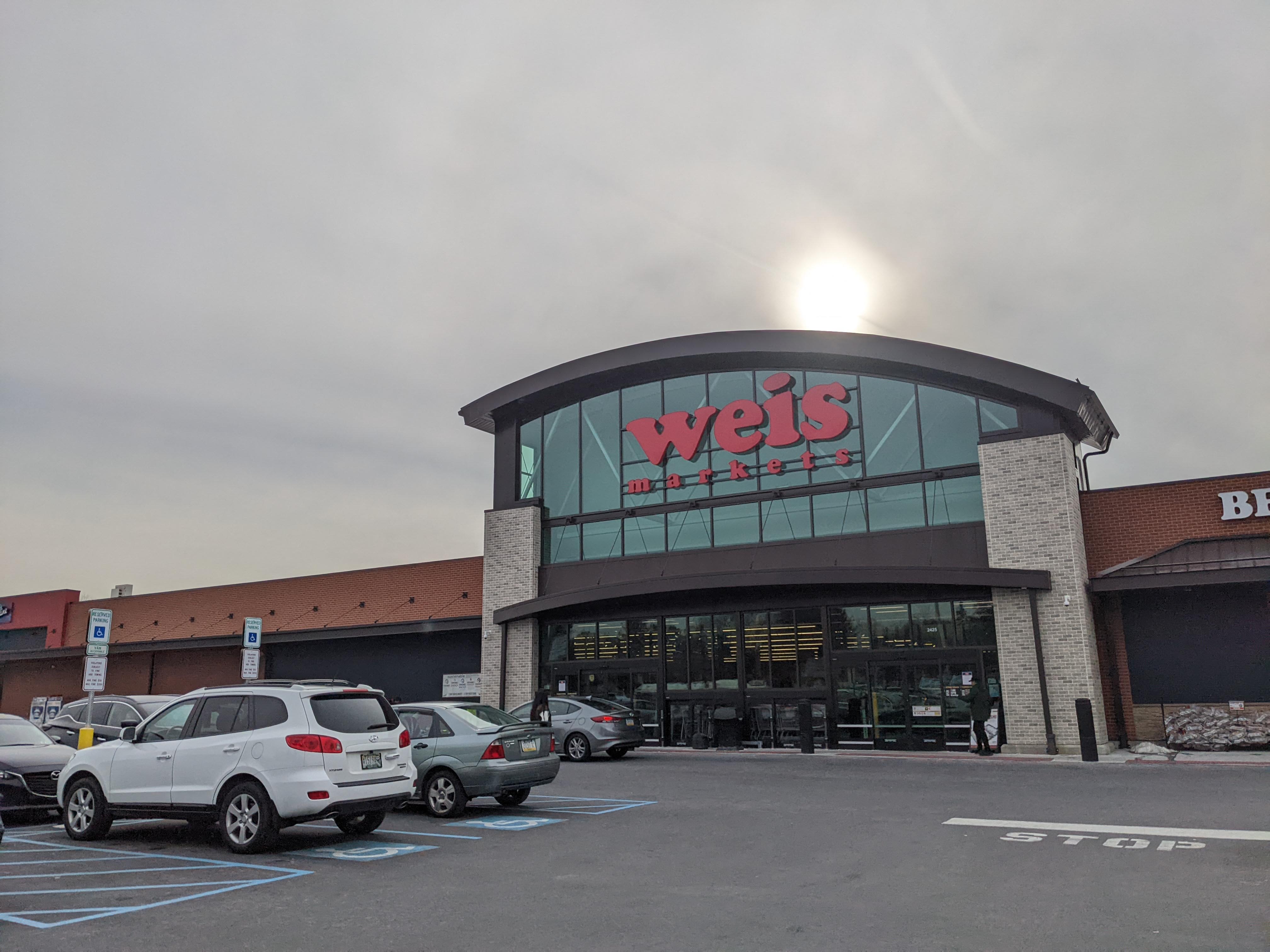 New Weis at Westgate: Bigger Store, Beer Cave, Gas (Photos) - Saucon Source