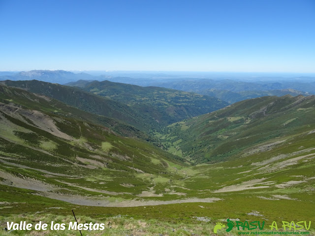 Ruta al Tres Concejos y Estorbin: Valle de las Mestas desde el Estorbin