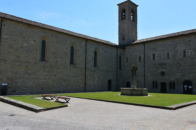 MERCATELLO SUL METAURO CHIESA SAN FRANCESCO