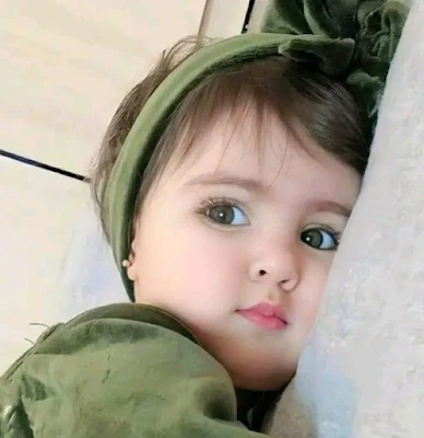 بنت نائمة بعيون خضراء، احلى صور أطفال العرب الرائعين فائقي الجمال