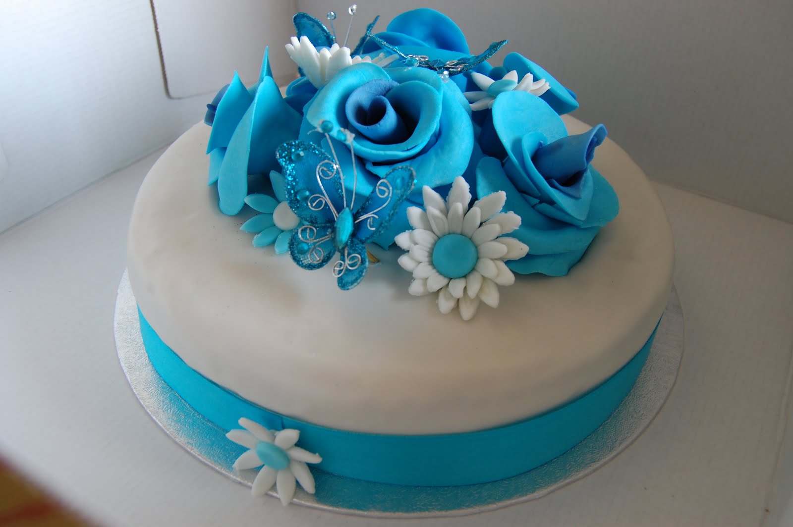 Engagement Cake with Blue Roses