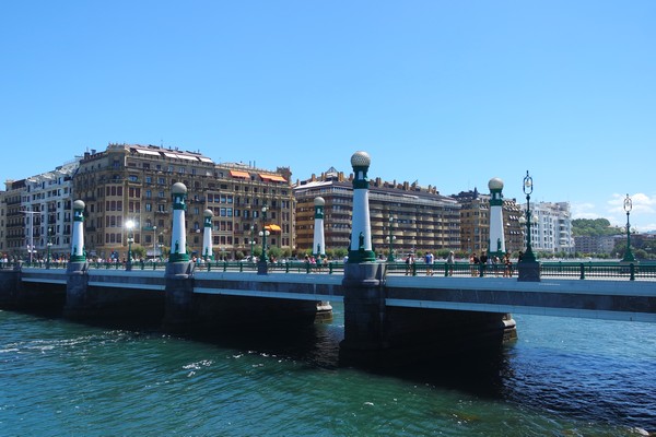 espagne pays basque san sebastian centre-ville pont kursaal