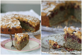 Mohnkuchen mit Kirschen und Keksstreuseln