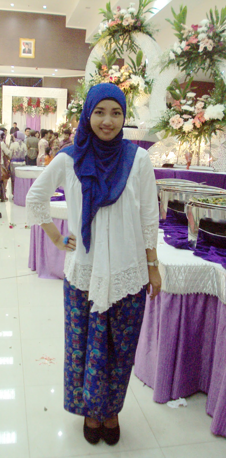 Siminyun s Story Kondangan  Style White and Blue