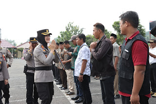 Pimpin Apel Pengemban Fungsi  Kepolisian Terbatas dan Pengamanan Swakarsa, Kapolres Kulonprogo Ajak Tingkatkan Rasa Kepedulian Untuk Cegah Gangguan Kamtibmas