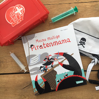 "Meine mutige Piratenmama" von Karine Surugue, Illustrationen: Rémi Saillard, Verlag: Carlsen, Buchvorstellung auf Kinderbuchblog Familienbuecherei