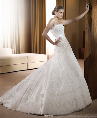 Pronovias 2011 Gelinlik Modelleri Resim 7