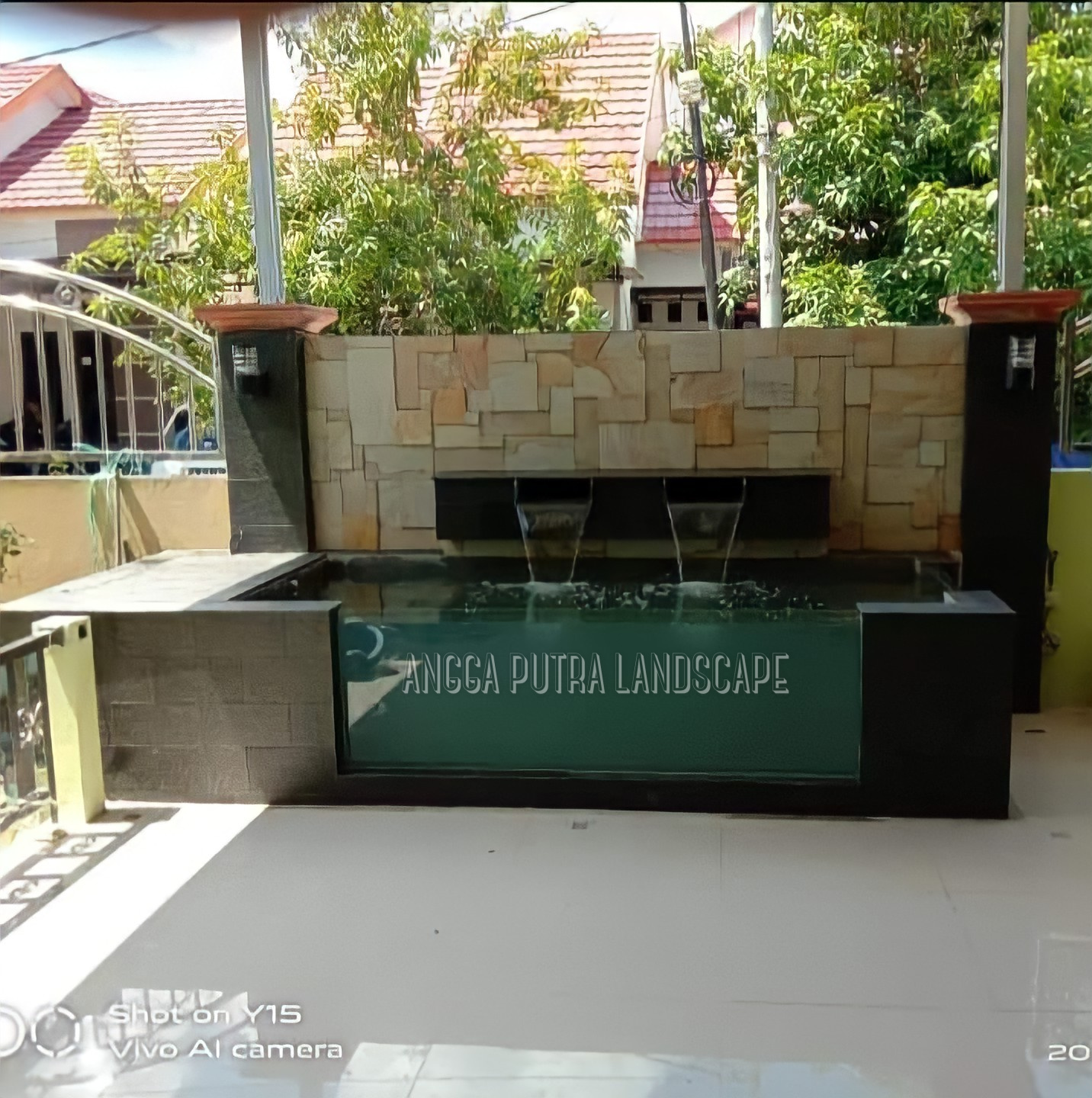 Jasa pembuatan dekorasi kolam tebing,dekorasi relief air terjun lamongan