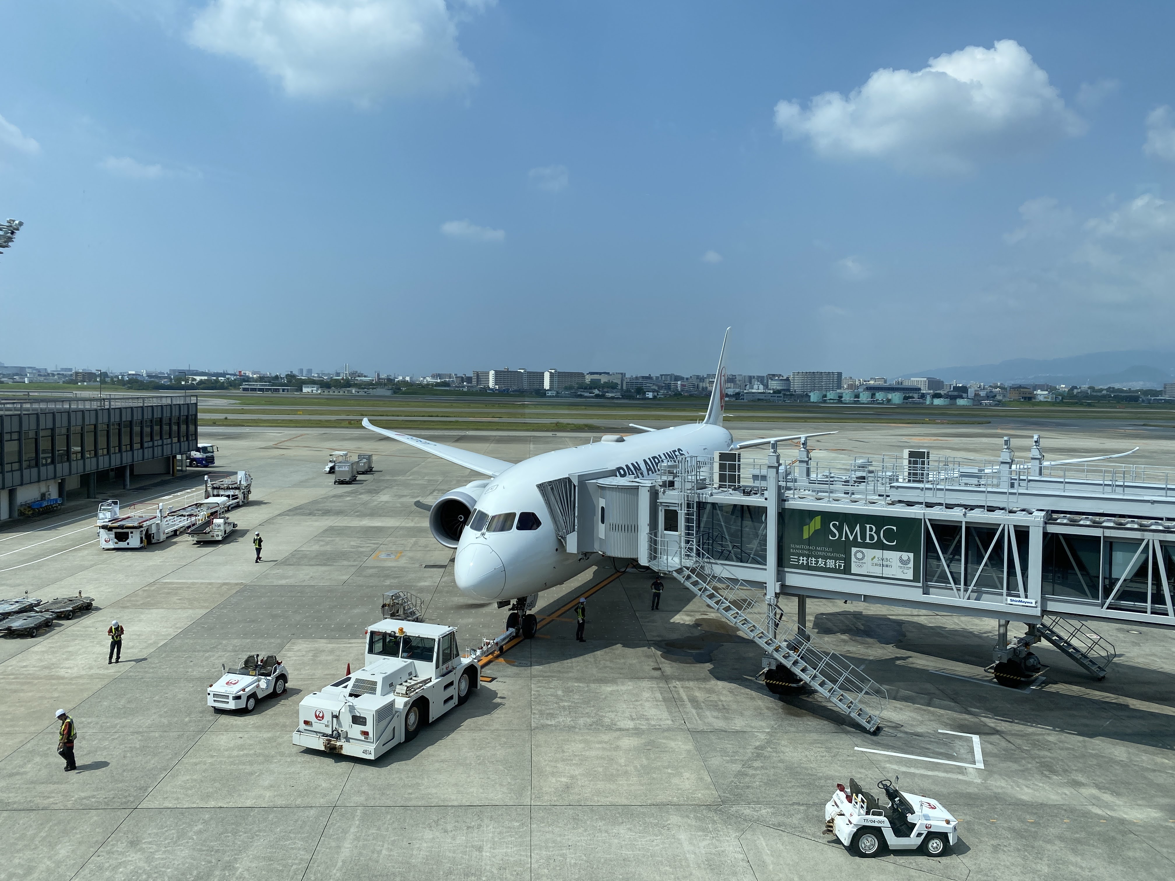 コロナ禍のjal国内線サクララウンジ 大阪伊丹国際空港 をレポートします リーマンマイラー家の楽しみ方