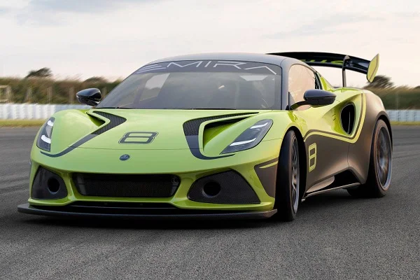 Lotus Emira GT4