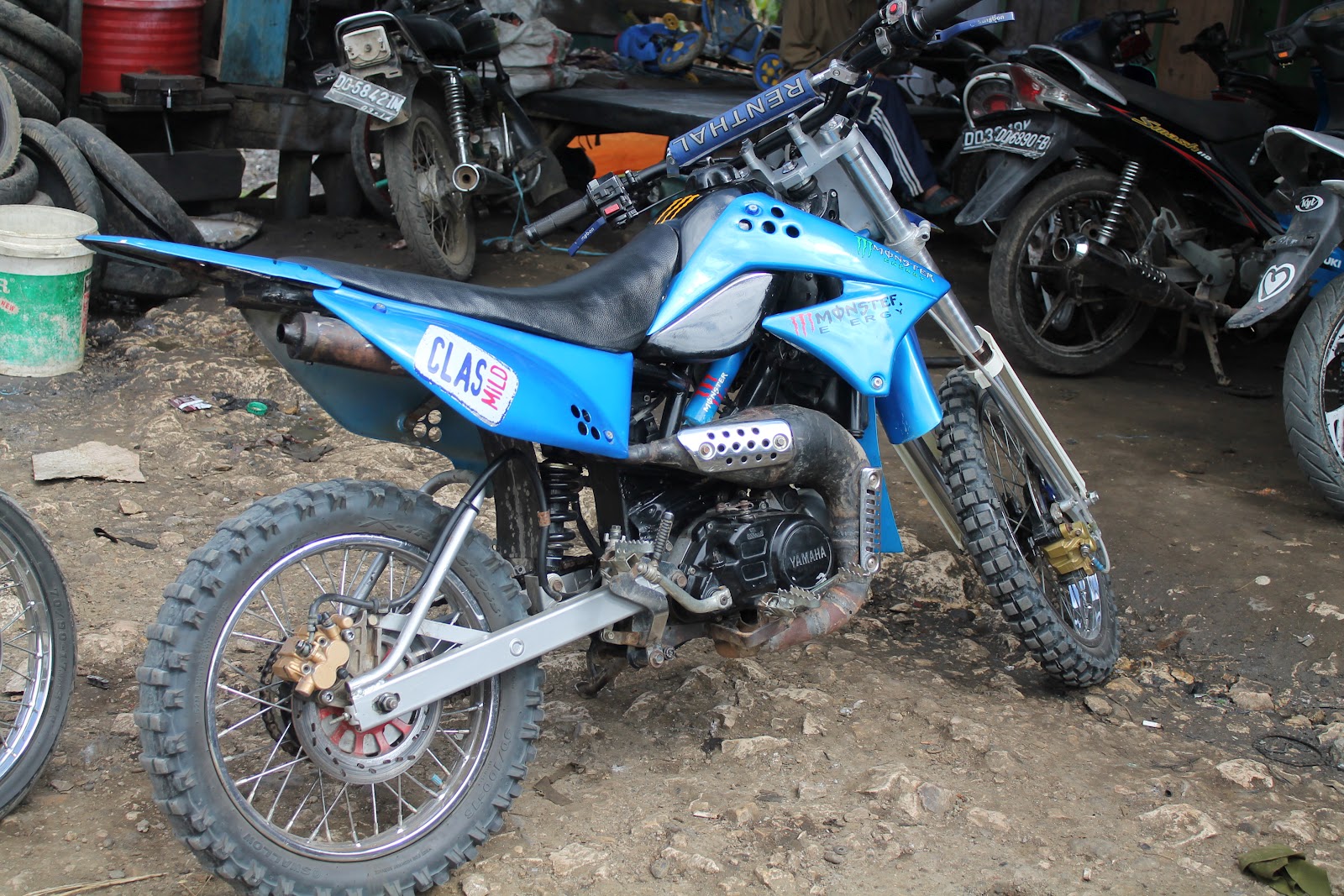 Gambar Motor  Rx  King  Modifikasi  Trail  Terkeren Dan Terbaru 