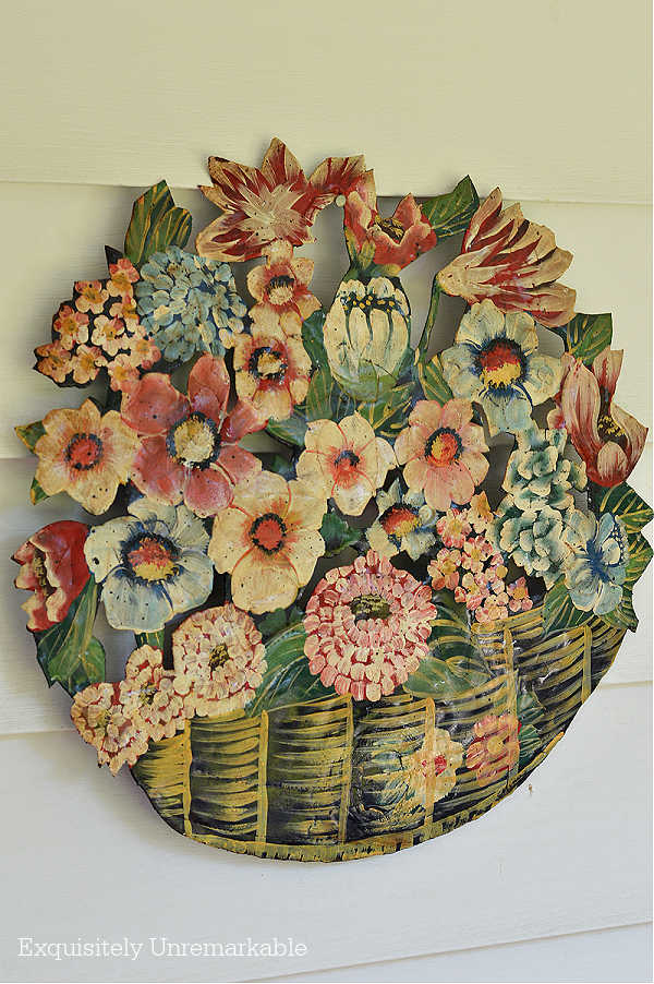 Tin Floral Basket Wall Hanging